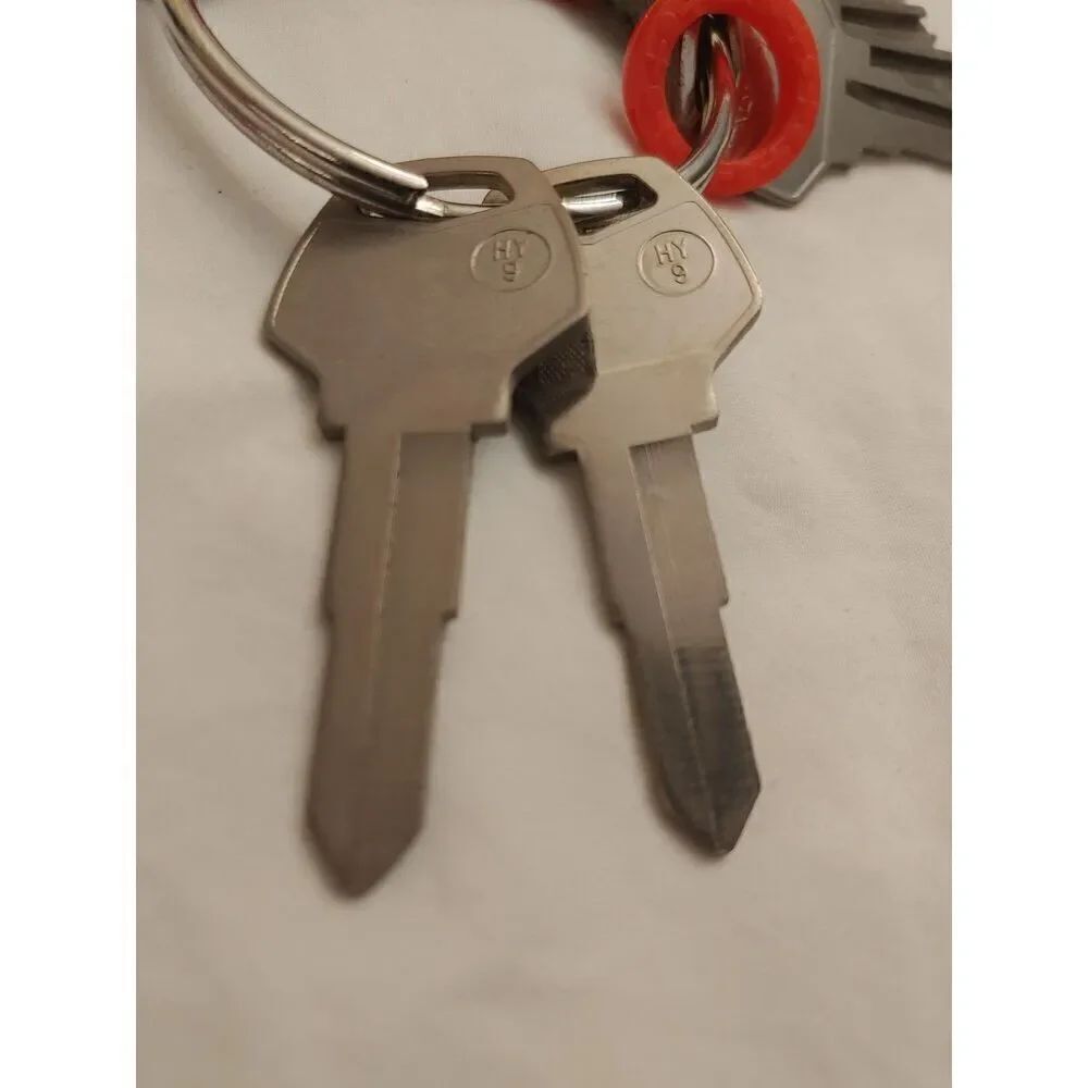 Set Of 2 Harley Davidson Silca Blank HY9 Keys